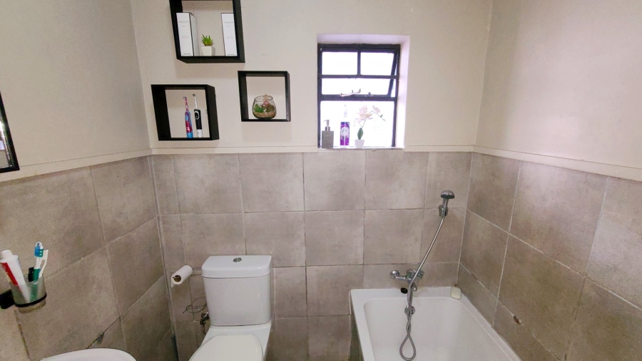  Bedroom Property for Sale in Belhar Western Cape